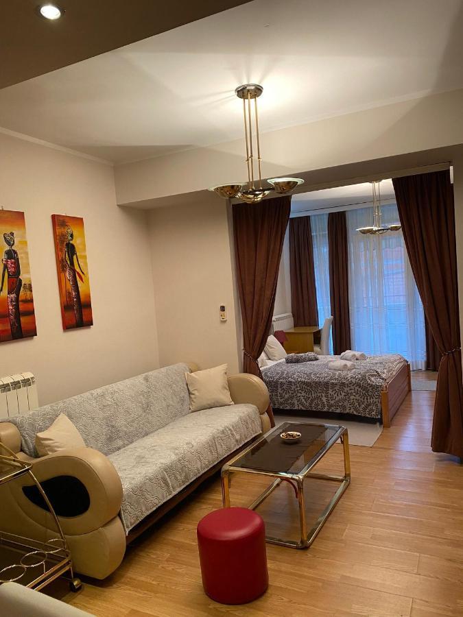 Villa Elena Belgrad Exteriör bild