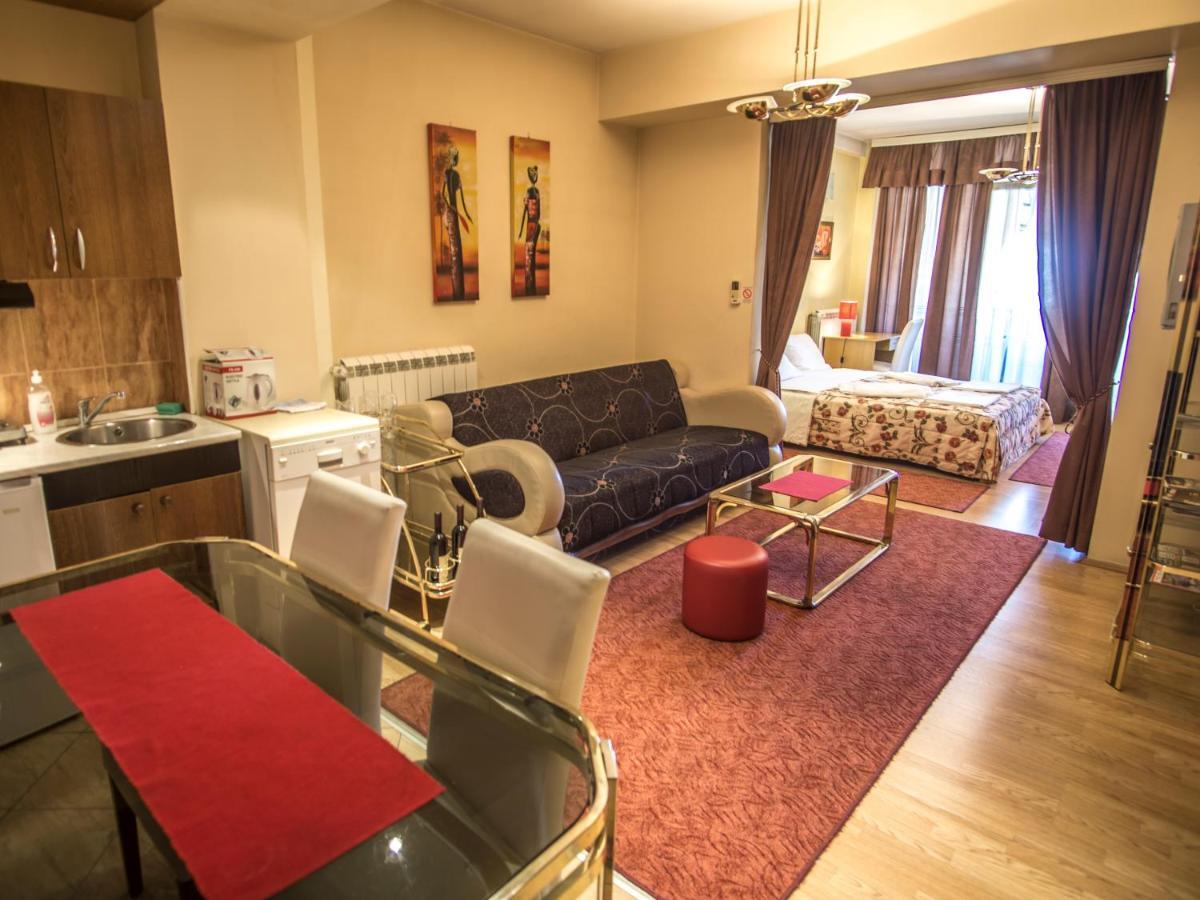 Villa Elena Belgrad Exteriör bild